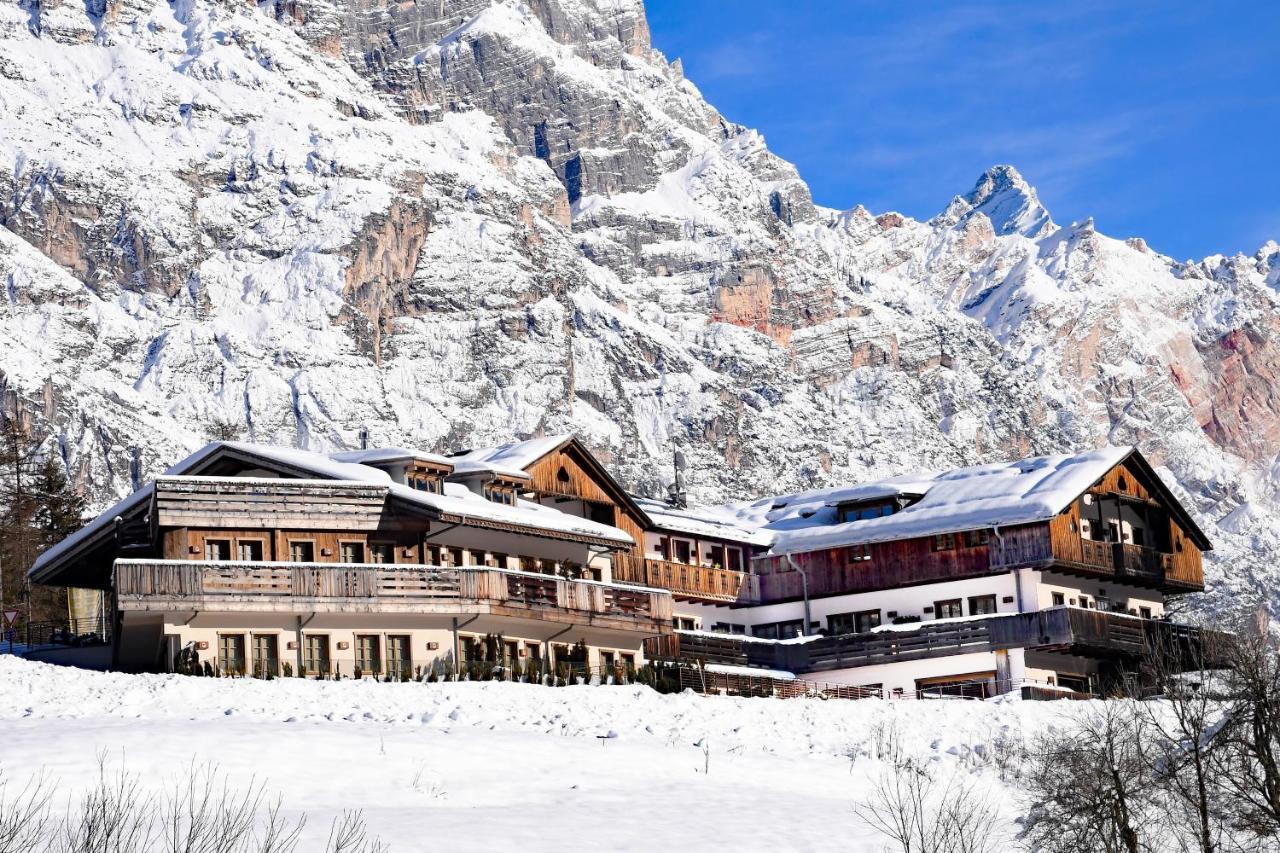 Rosapetra SPA Resort Cortina dʼAmpezzo Esterno foto