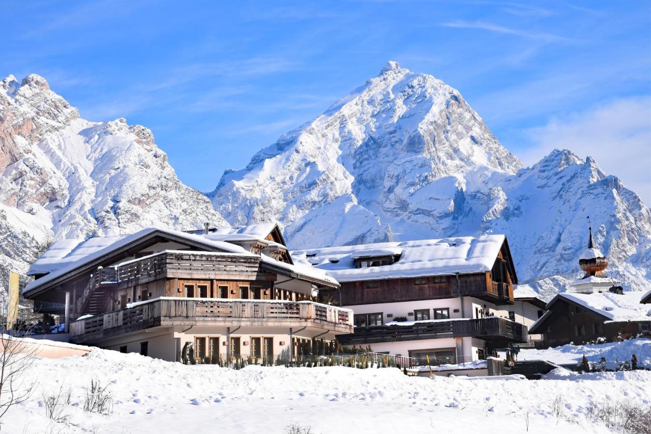 Rosapetra SPA Resort Cortina dʼAmpezzo Esterno foto