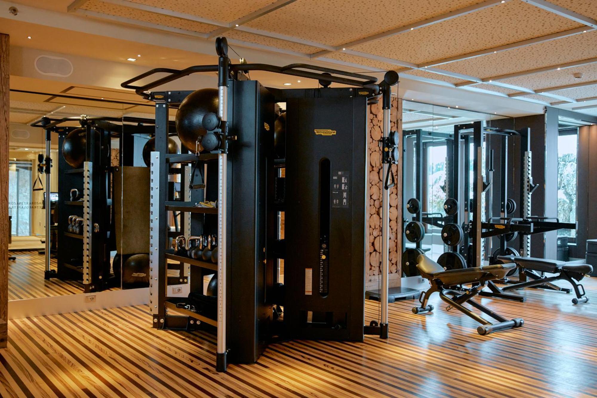 Rosapetra SPA Resort Cortina dʼAmpezzo Esterno foto