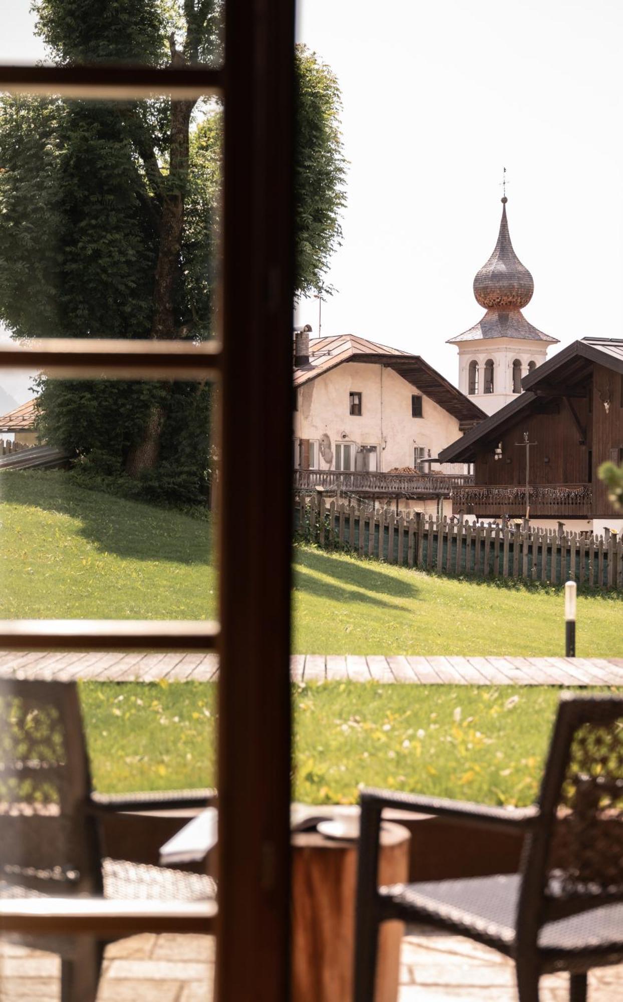 Rosapetra SPA Resort Cortina dʼAmpezzo Esterno foto