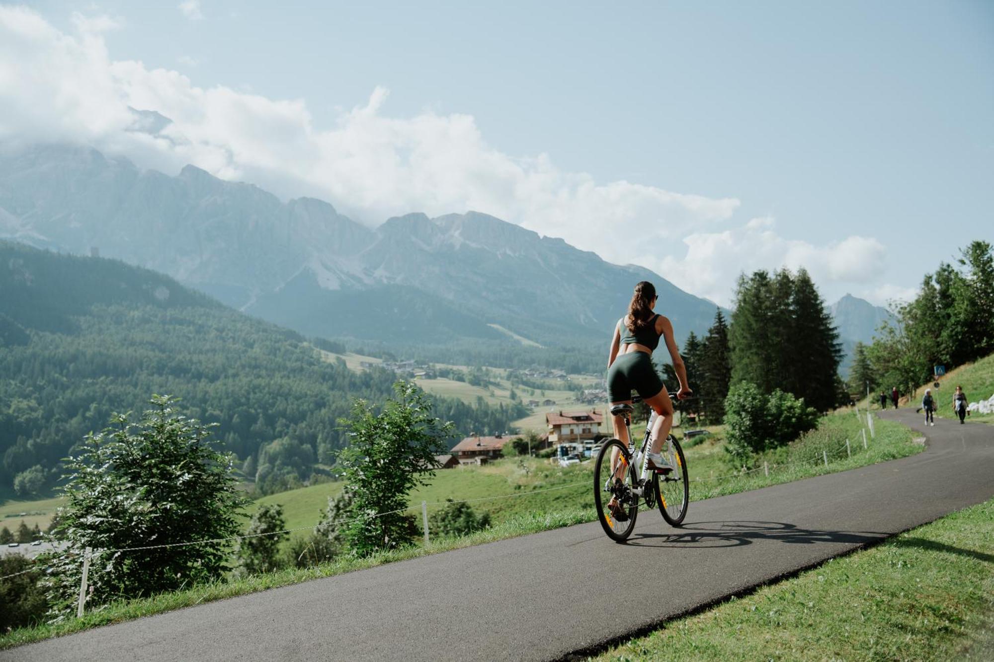 Rosapetra SPA Resort Cortina dʼAmpezzo Esterno foto